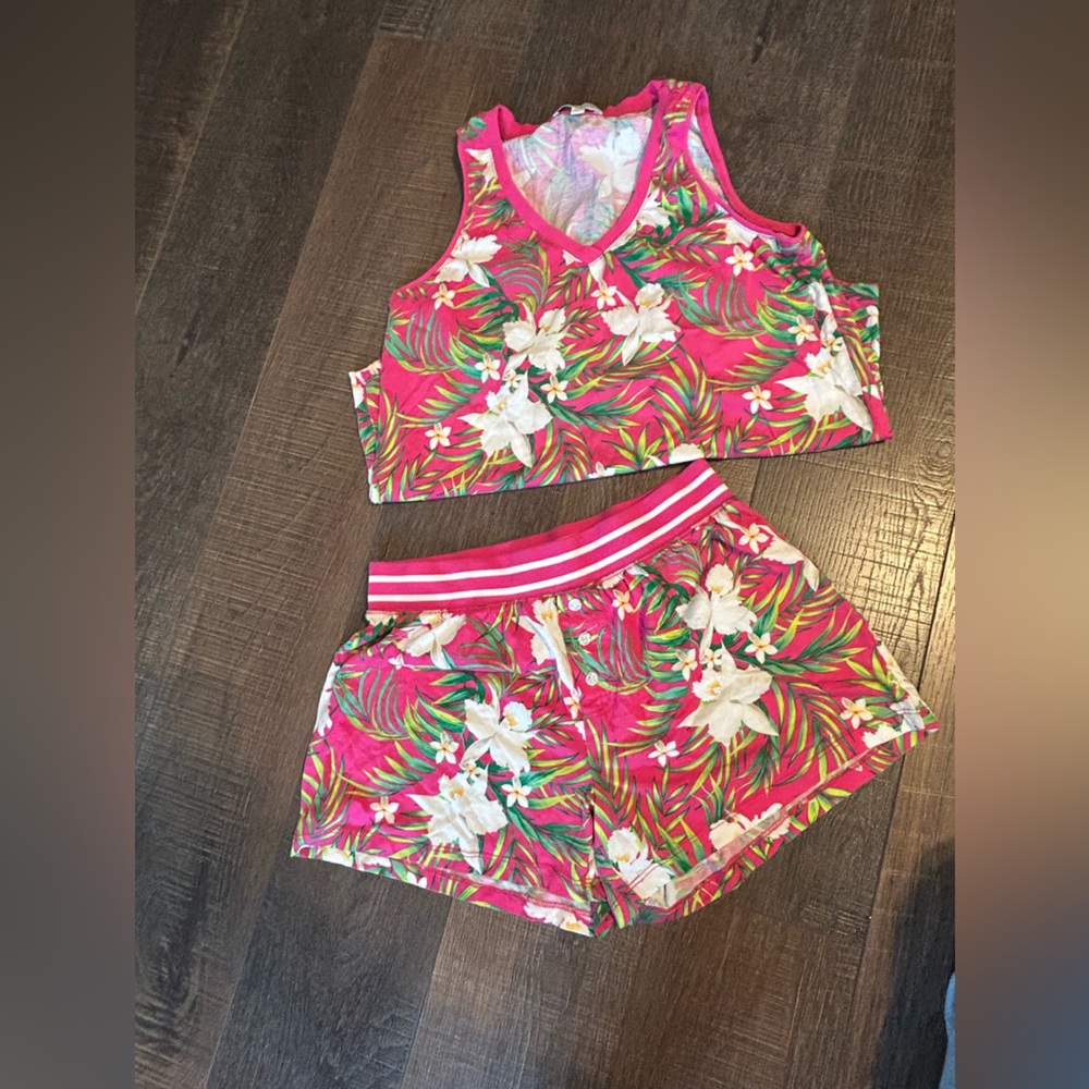 PJ Salvage set size small